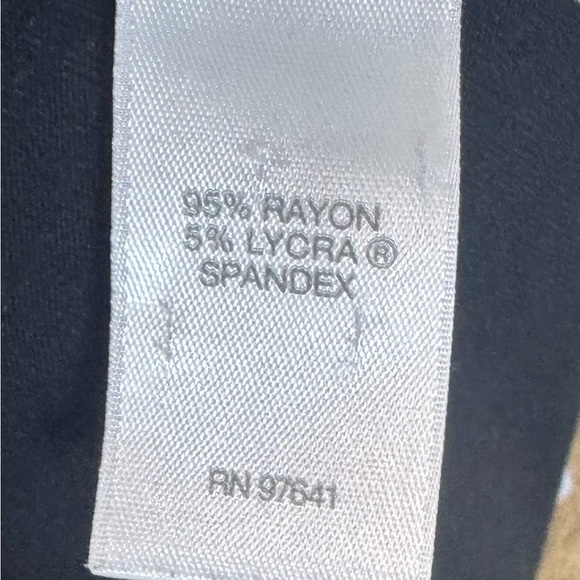 J. Jill Wherever Collection Black Long Sleeve Tunic with White Trim Size Medium - Picture 8 of 9